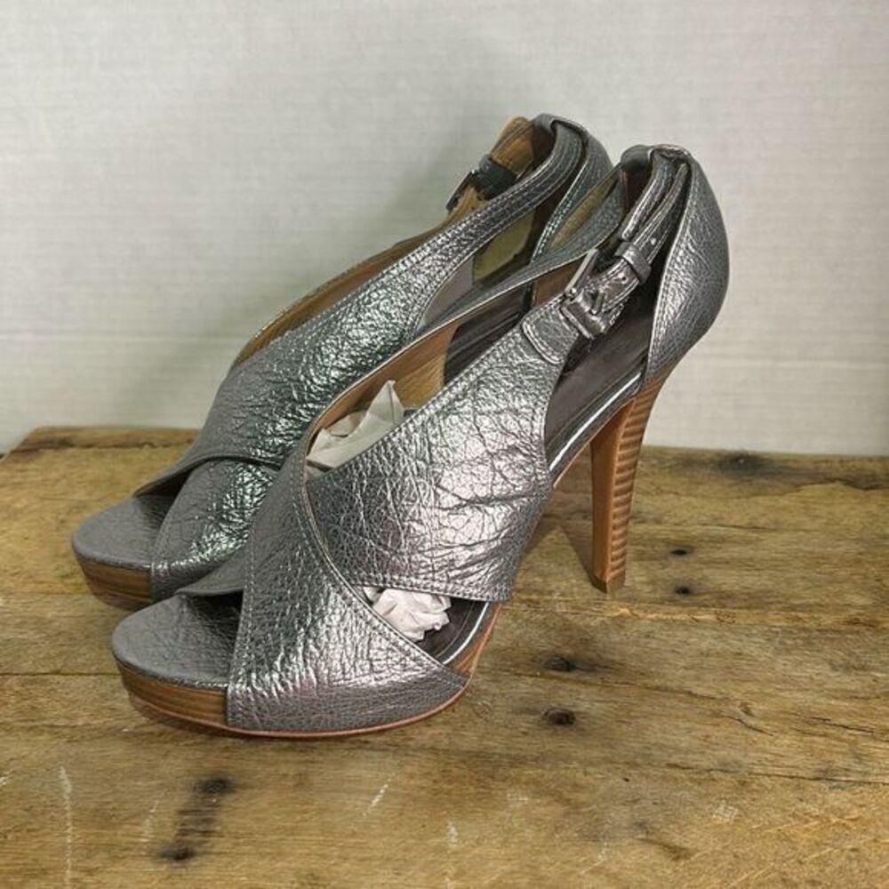 Coach adelle silver criss-cross pumps pebbled open‎ toe heels